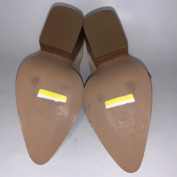 B.P. Lex Suede Bootie size 6.5 - Picture 7 of 7